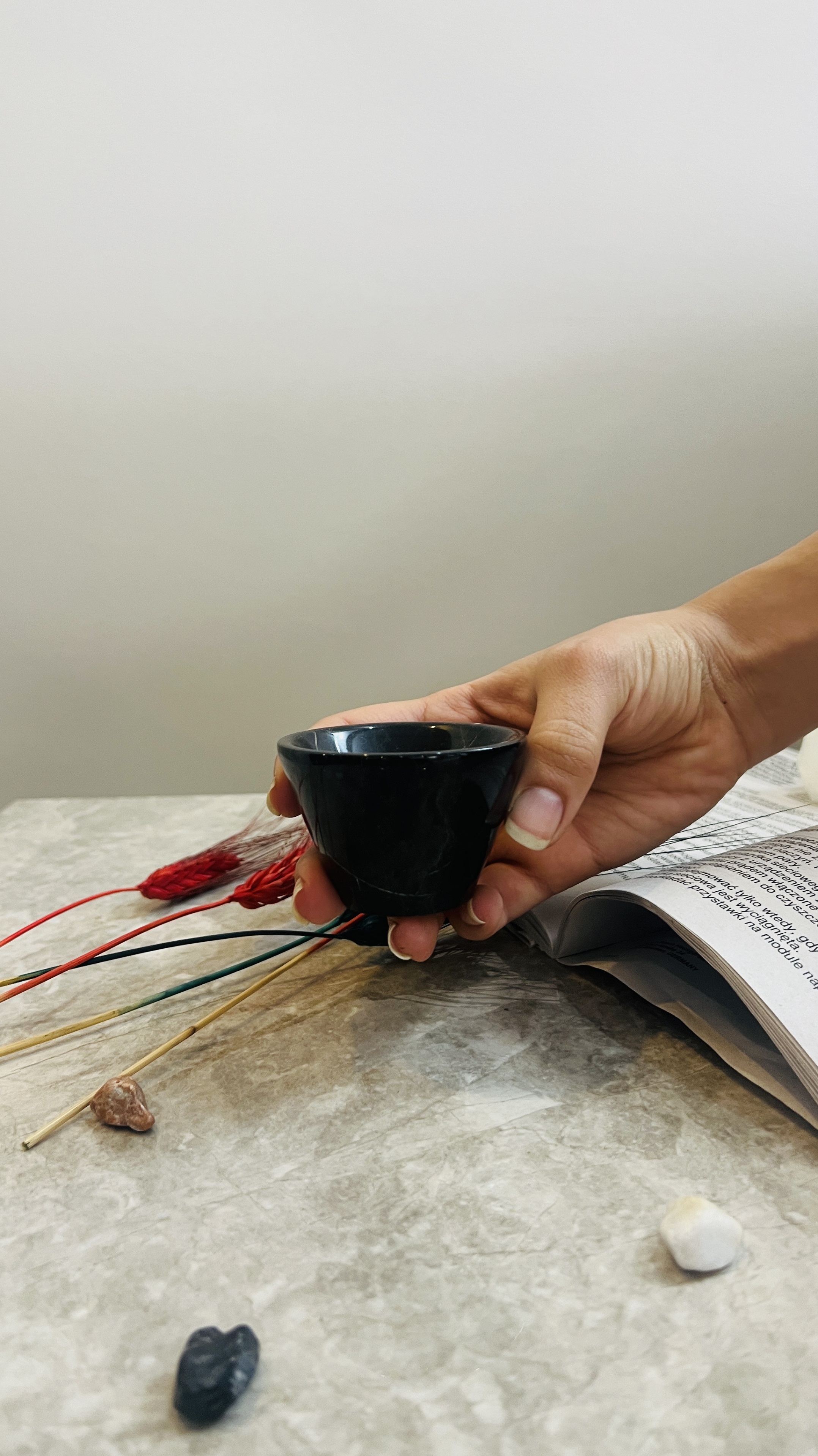 کاپ قهوه /شات قهوه مخروطی سنگی مرمریت مشکی (کاپ قهوه خوری سنگی/ شات قهوه خوری سنگی/ شات )/فنجان قهوه کد محصول Ono8043022